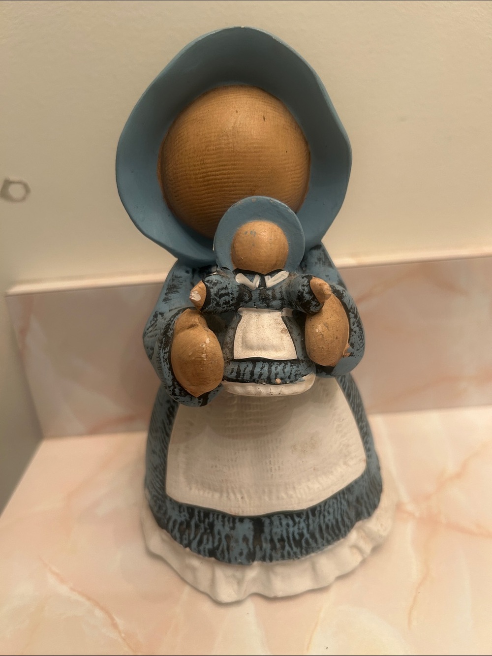 Vintage Amish Ceramic Woman & Child Baby Faceless Blue Hand Painted